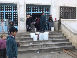 la population de la ville assiégée de Kobanê est toujours confrontés à une crise humanitaire